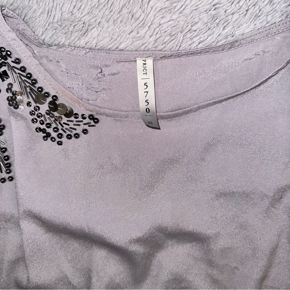 One sleeve beaded top - Picture 6 of 12